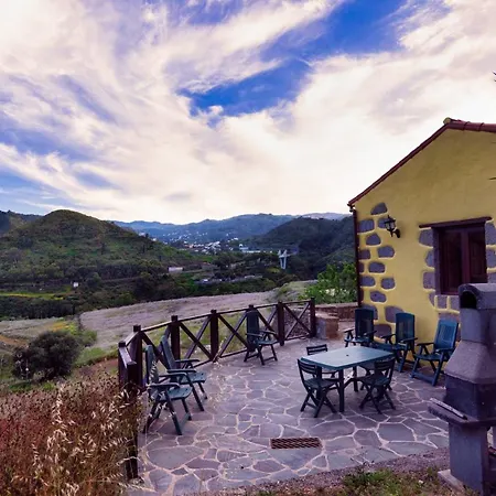 Casa Rural Las Caldereras Country house *